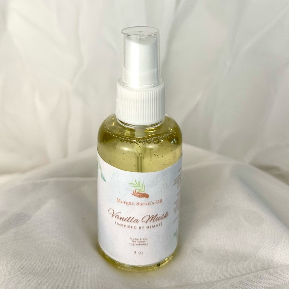 Vanilla Musk Nourishing Body Oil - Inspired by Nemat | Vanilla Musk (Spray)